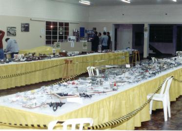 Modelos expostos e salao